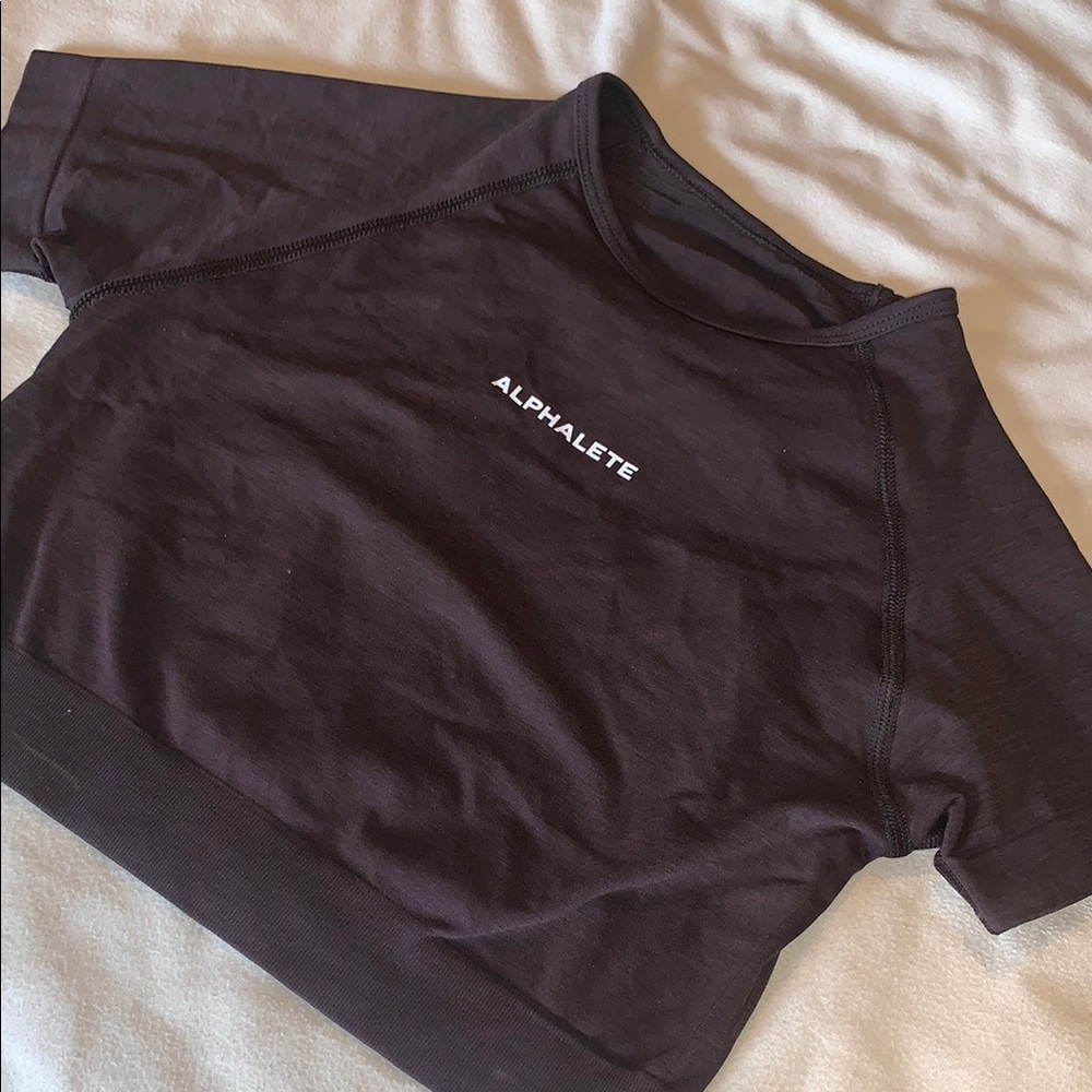 Alphalete Amplify SS Crop Bundle - Picture 3 of 3